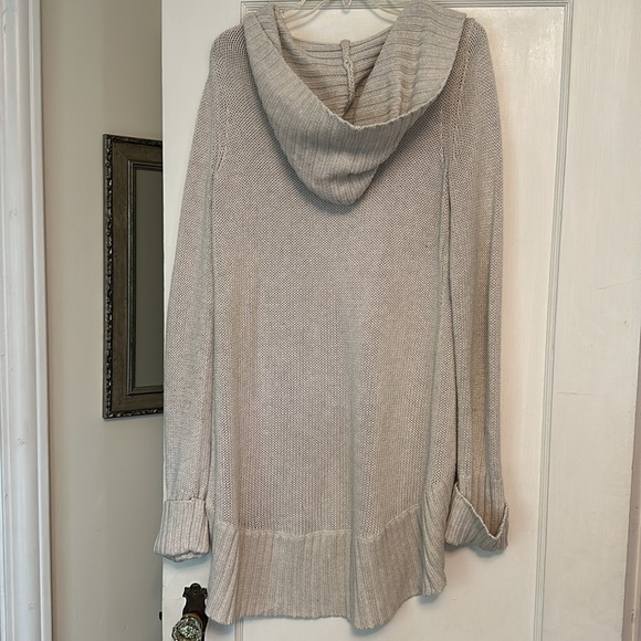 Cream Long Hooded Cardigan w Copper Hardware - Picture 5 of 5